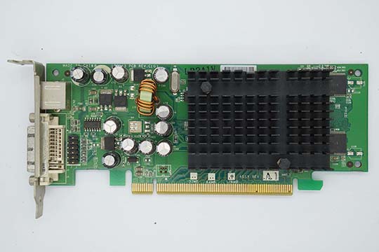 丽台Winfast PX7100 GS TDH 128MB显示卡（nVIDIA GeForce 7100 GS TC芯片）